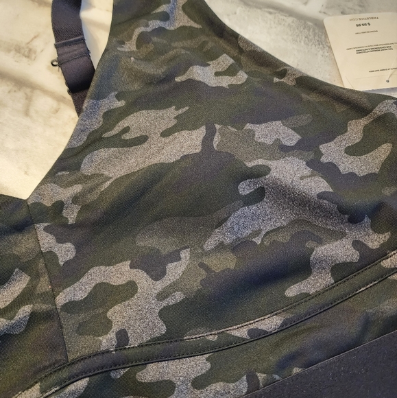 Fabletics All Day Everyday Bra - Picture 3 of 7